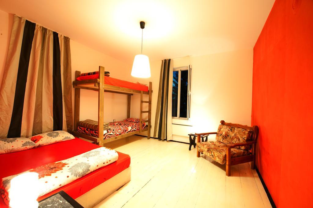 Yha Levitt Smart Hostel Sofia Bilik gambar